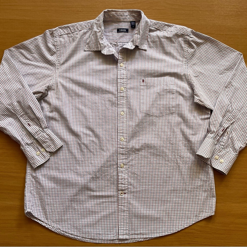 Izod Men’s Classic Fit Plaid Button Down Shirt Grey L